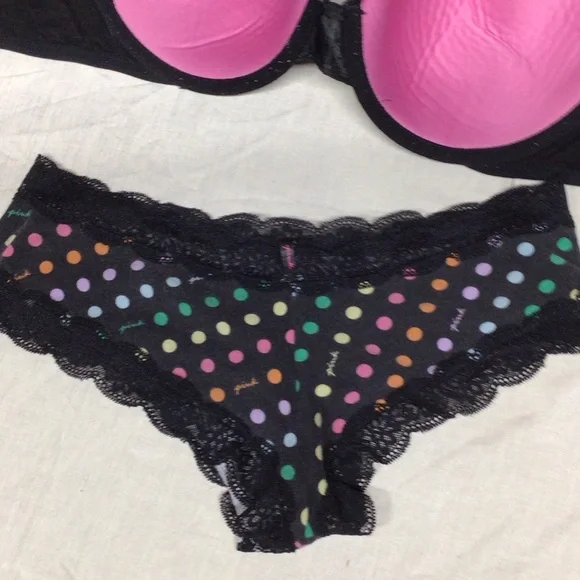 PINK Victoria's Secret Black Lace Bra - Picture 9 of 9